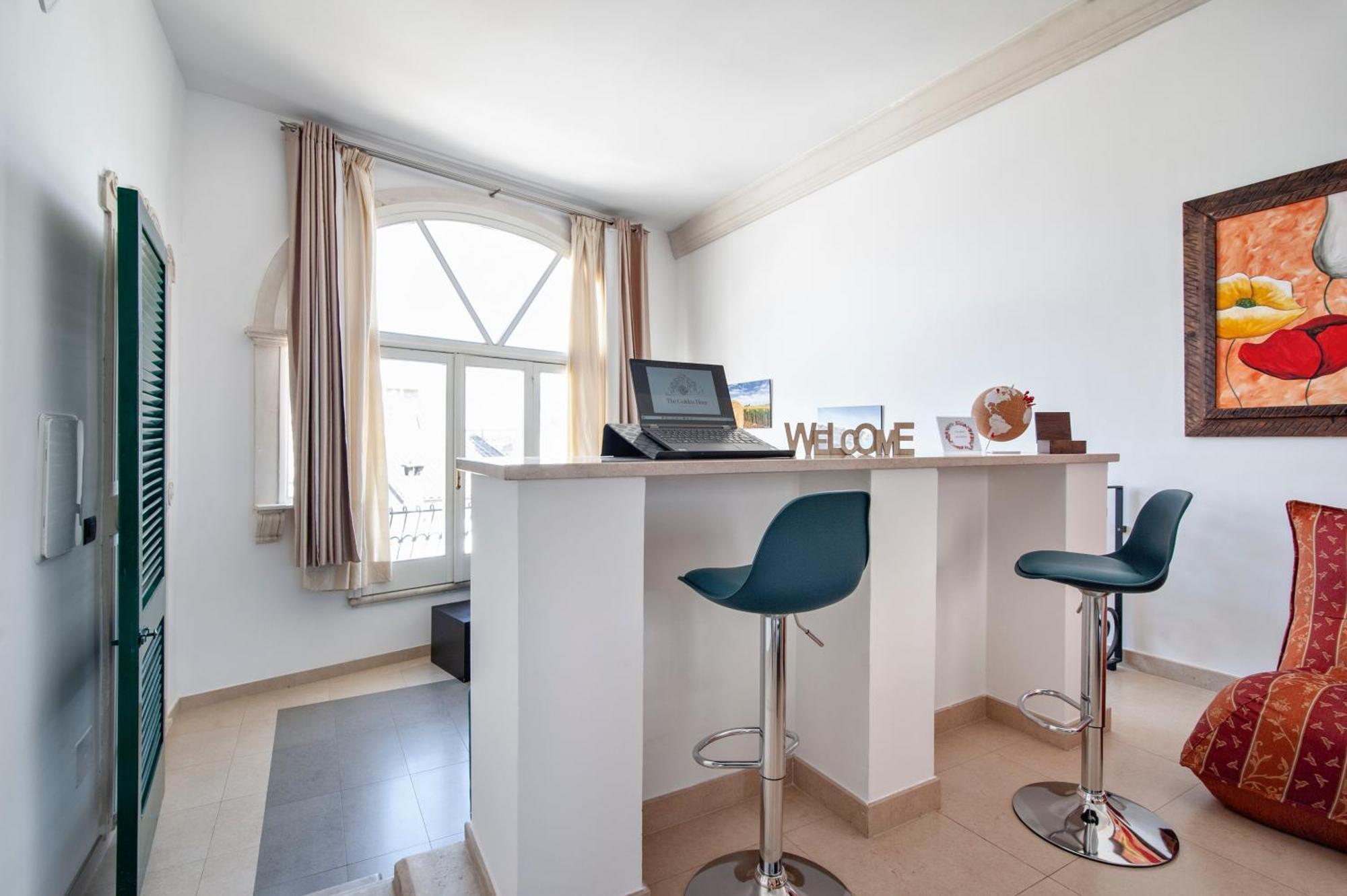 The Golden Hour, Luxury Apartment With A Panoramic View Lecce Exterior photo